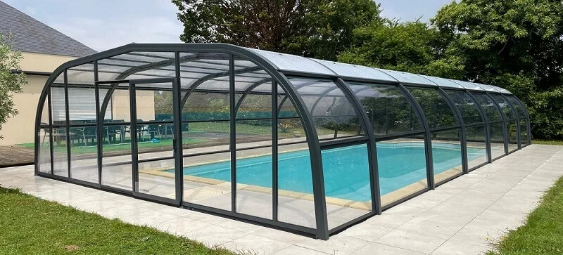 Abri de piscine